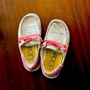 Hey dude little girl size 10